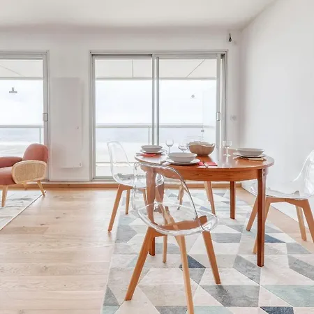 Magnificent Apt Sea View Pornichet